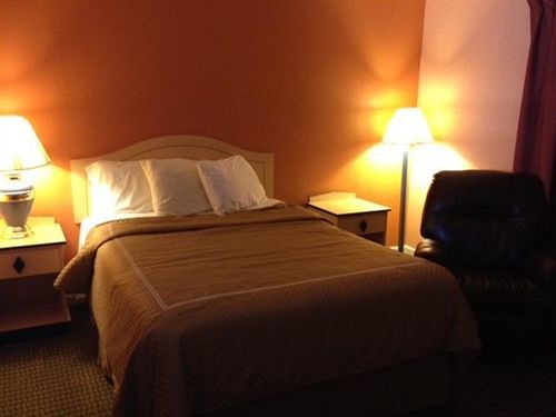 Virginia Inn Lawrence Extérieur photo